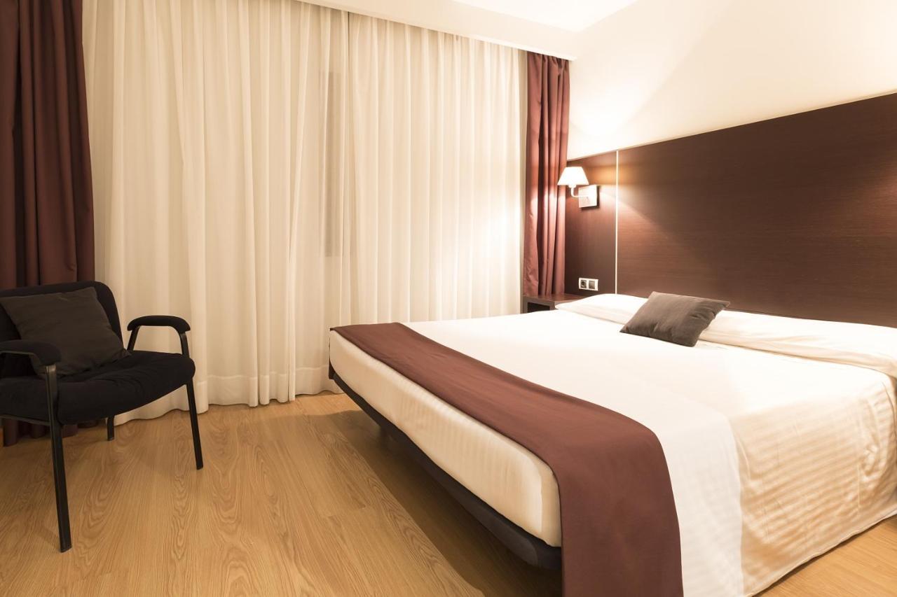 Hotel Plazaola อิรุตชุน ภายนอก รูปภาพ