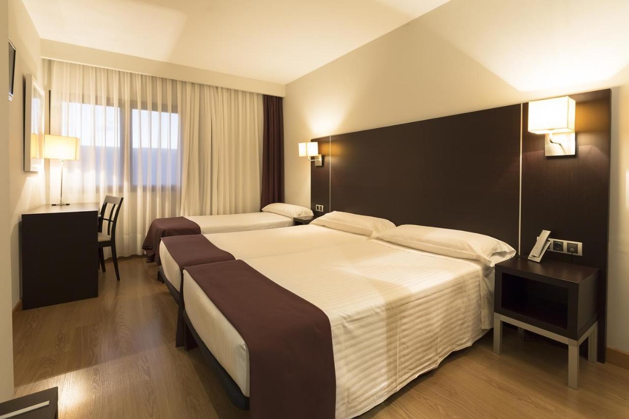 Hotel Plazaola อิรุตชุน ภายนอก รูปภาพ